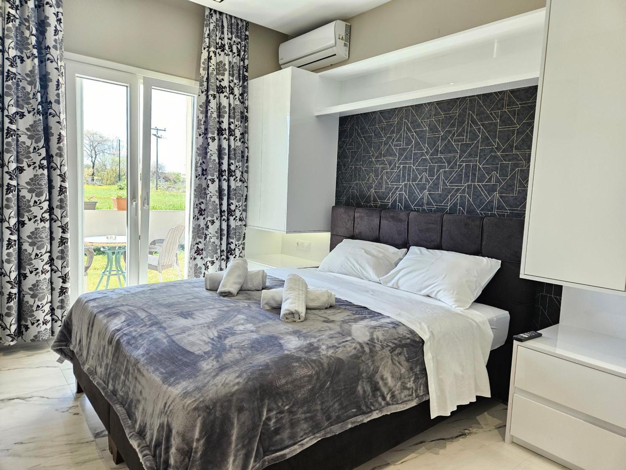 Evelina Luxury Suites In Corfu Ypsos Zewnętrze zdjęcie